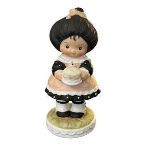 1983 Enesco Figurine 1983 Barbi Sargent E-3203 Girl with Cake